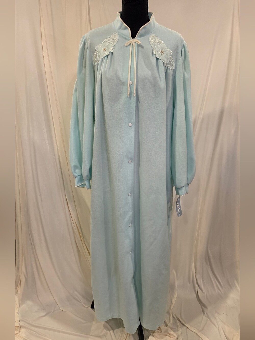 VTG Miss Elaine Robe NWT L Mint Green Trevira Embroidered Cottagecore Lace Gown